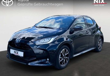 Toyota Yaris 30.300 km 19.990 &euro; Offenbach 63071