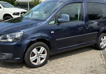 VW Caddy 323.756 km 6.099 &euro; Hanau 63452