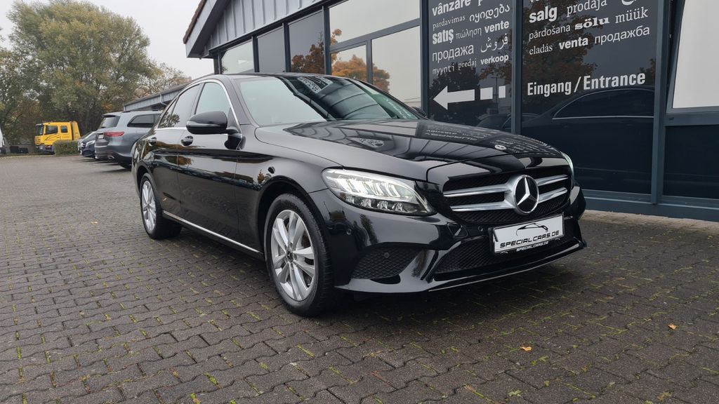 Mercedes-Benz C 300 83.500 km 24.490 &euro; Offenbach am Main 63069