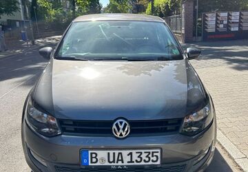 VW Polo 111.300 km 6.950 &euro; Frankfurt 60385