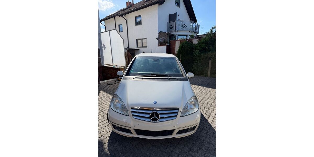 Mercedes-Benz A 180 197.000 km 3.850 &euro; Mühlheim 63165