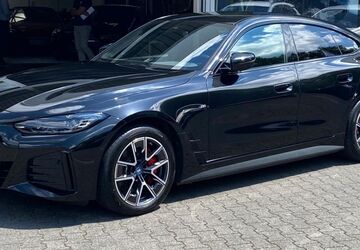 BMW i4 47.202 km 38.950 &euro; Dieburg 64807