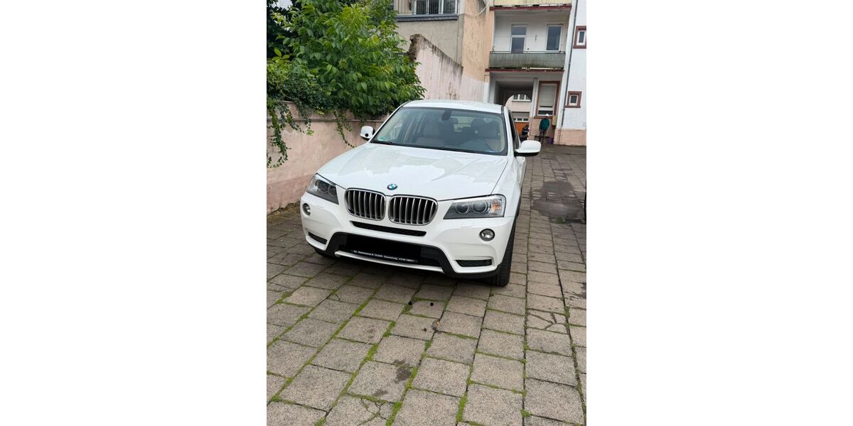 BMW X3 236.000 km 8.900 &euro; Offenbach am Main 63067