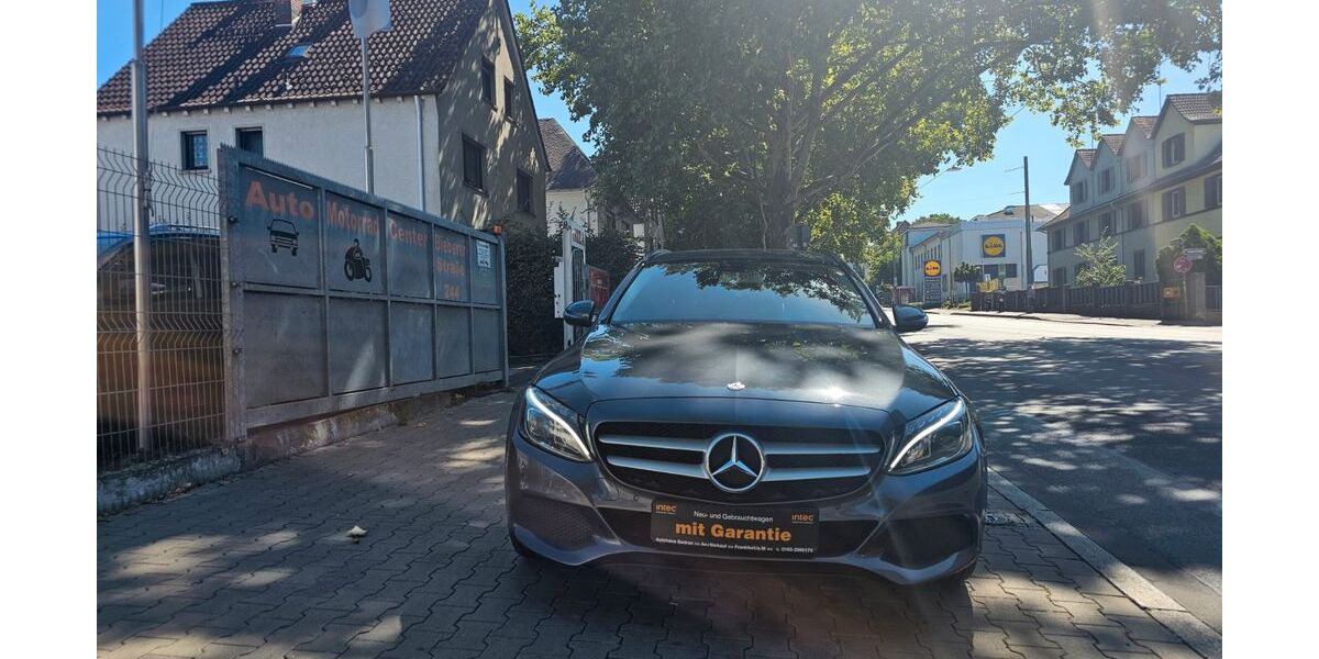 Mercedes-Benz C 220 250.000 km 8.700 &euro; Offenbach 63071