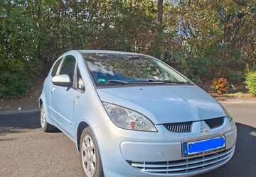 Mitsubishi Colt 123.000 km 2.300 &euro; Raunheim 65479