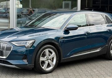 Audi e-tron 32.200 km 29.950 &euro; Dieburg 64807