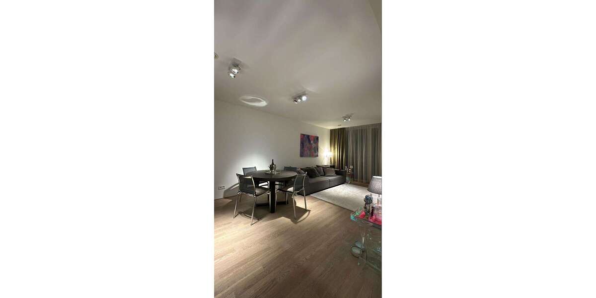 Etagenwohnung Frankfurt Sachsenhausen Süd - 2 Zimmer, 62 m&sup2;, 1.700&euro; | Angebot:27339747