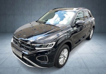 VW T-Roc 26.000 km 20.880 &euro; Frankfurt am Main 60528