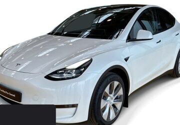 Tesla Model Y 71.163 km 33.700 &euro; Hanau 63457