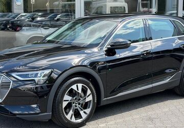 Audi e-tron 35.000 km 33.950 &euro; Dieburg 64807