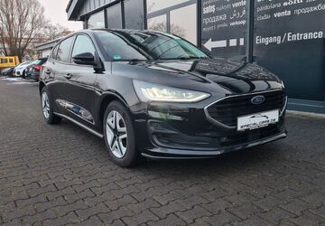 Ford Focus 104.350 km 12.490 &euro; Offenbach am Main 63069