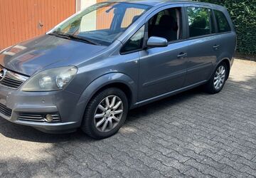 Opel Zafira 203.000 km 1.350 &euro; Frankfurt/Main 60489