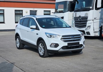 Ford Kuga 68.200 km 13.990 &euro; Babenhausen 64832