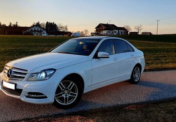 Mercedes-Benz C 220 293.000 km 9.400 &euro; Offenbach am Main 63067