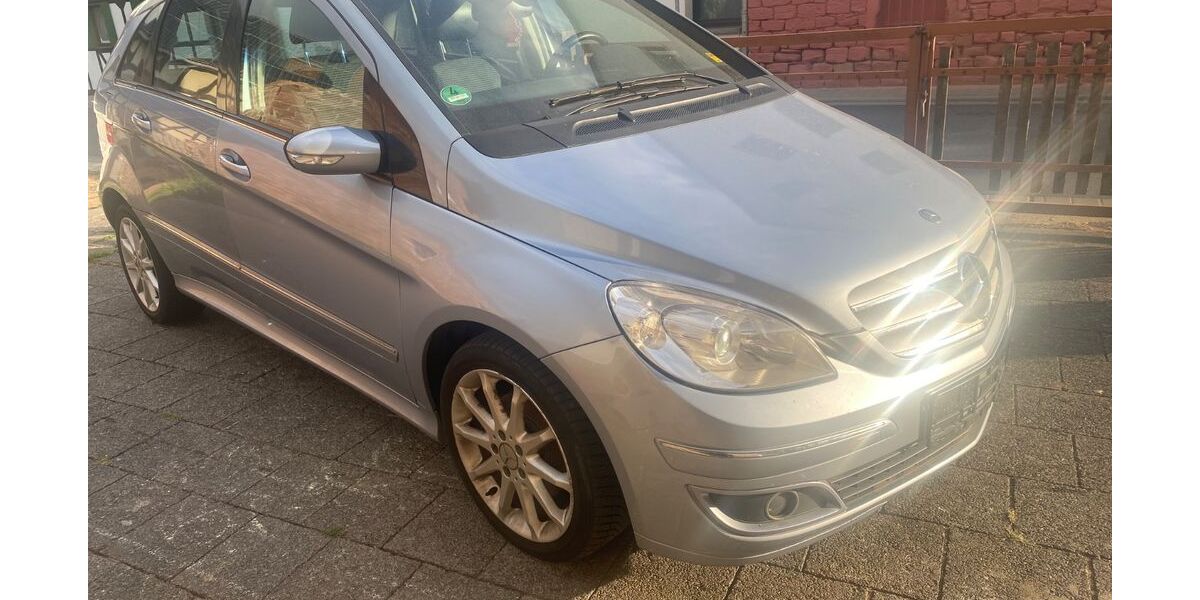 Mercedes-Benz B 200 165.000 km 2.450 &euro; Hasselroth 63594