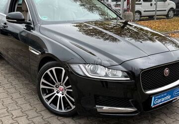 Jaguar XF 176.550 km 12.980 &euro; Offenbach 63071
