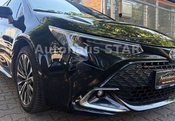 Toyota Corolla 81.500 km 21.590 &euro; Offenbach am Main 63071