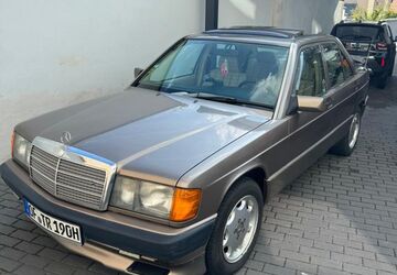 Mercedes-Benz 190 374.000 km 4.490 &euro; Rodgau 63110