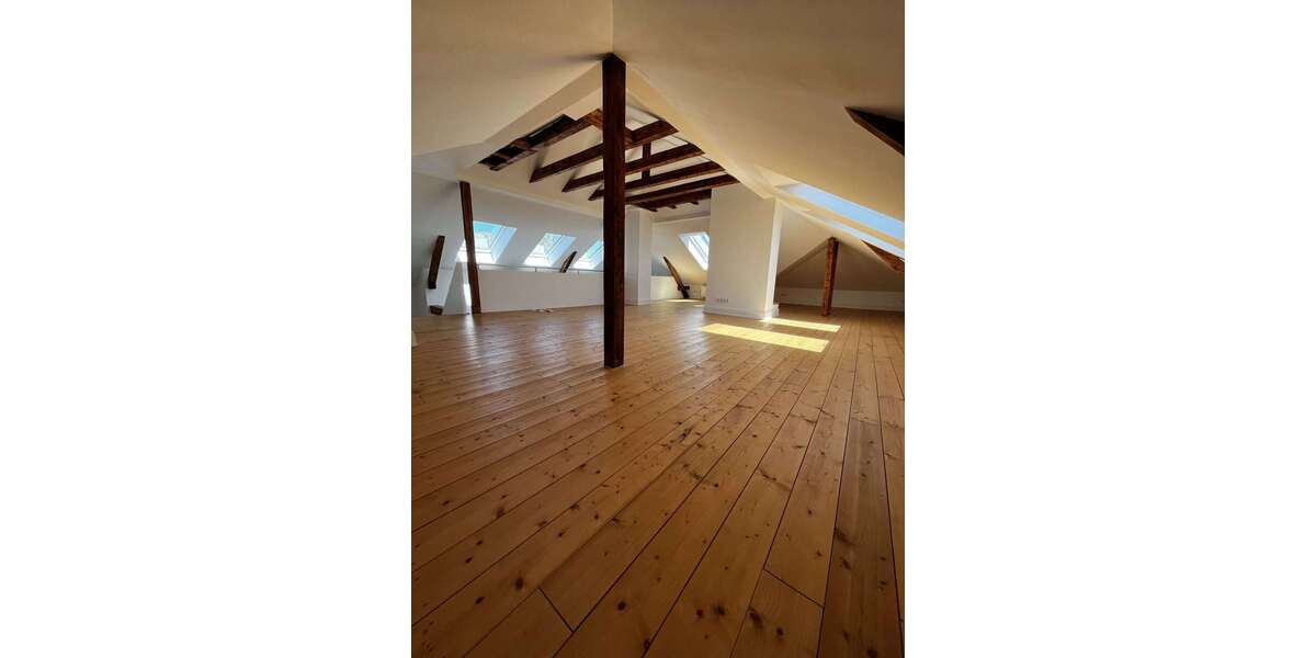 Etagenwohnung Bad Nauheim - 3 Zimmer, 155 m&sup2;, 2.200&euro; | Angebot:27116768