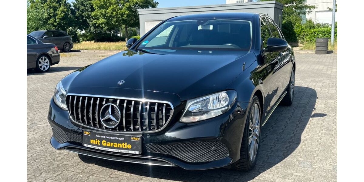 Mercedes-Benz E 200 248.000 km 15.000 &euro; Offenbach am Main 63071