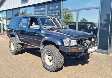 Toyota Hilux 178.000 km 6.990 &euro; Offenbach am Main 63069