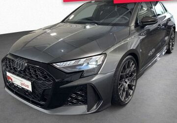 Audi RS3 10.700 km 66.669 &euro; Offenbach am Main 63071